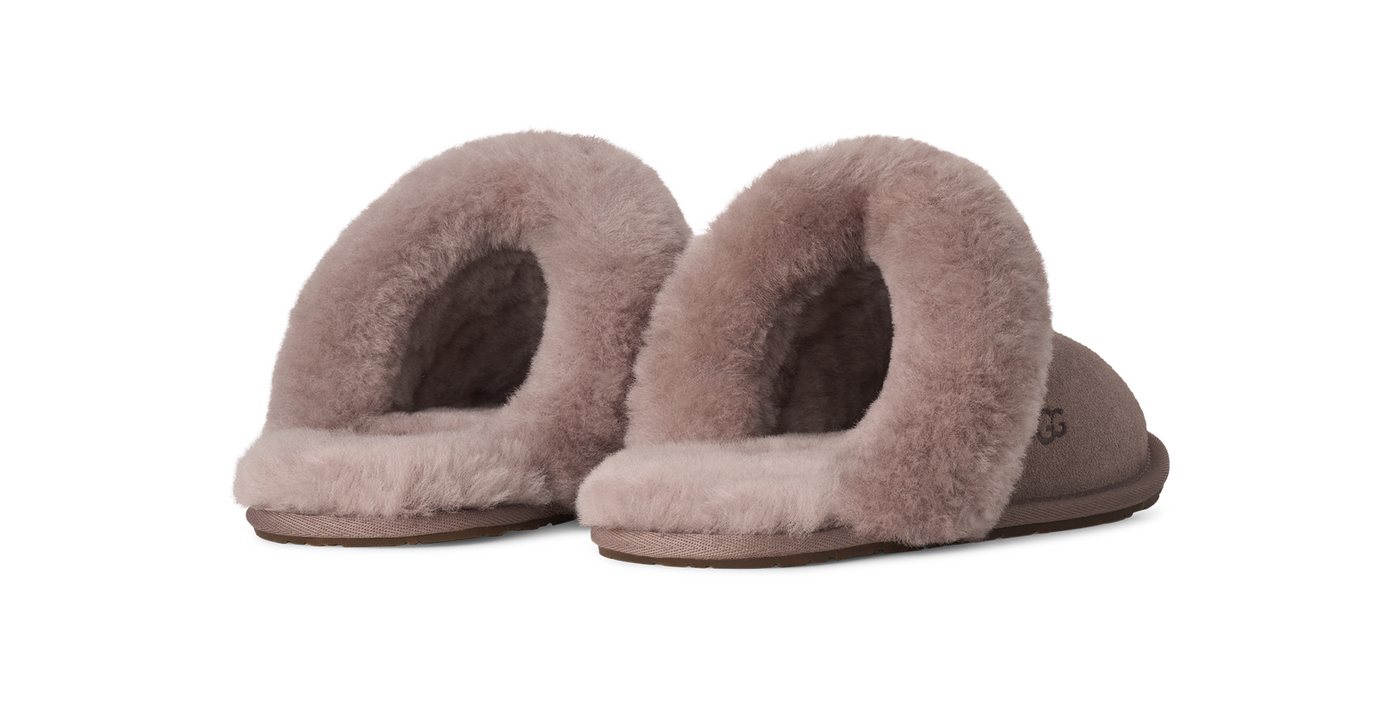 UGG W SCUFFETTE II Clog Hausschuh, Schlupfschuh mit Fellimitat-Kragen – Bild 3 von 5
