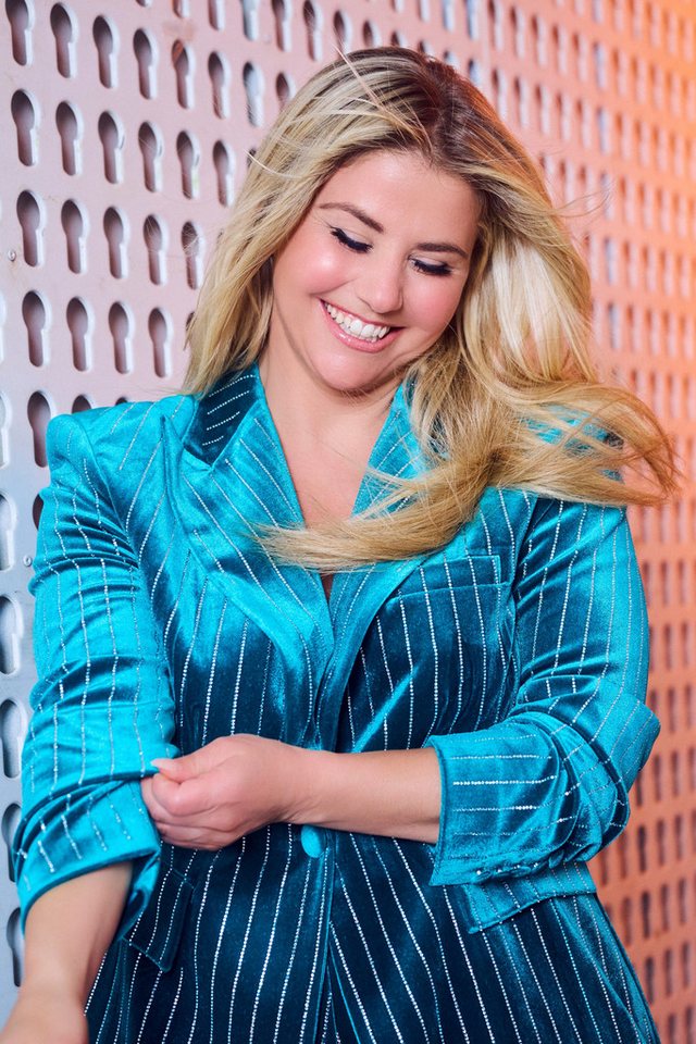 Ulla Popken Blusenblazer Samtblazer Tailored Fit Glitzersteinchen – Bild 3 von 4