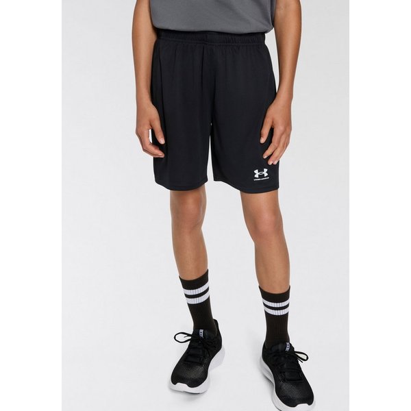 Under Armour® Trainingsshorts CHALLENGER schnell trocknendes Strickmaterial, schweißableitendes Material