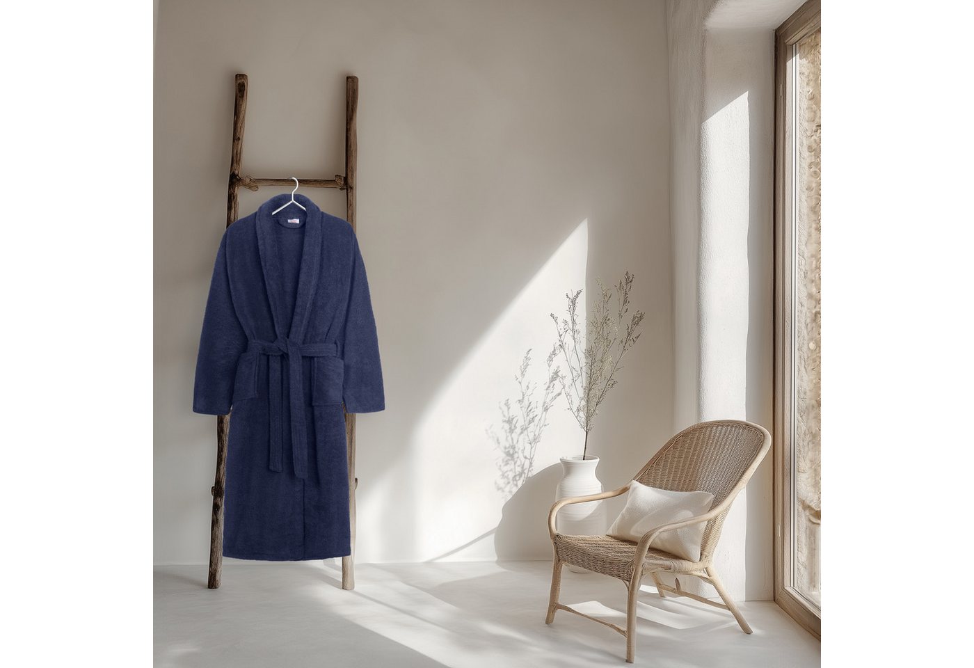 hip Unisex-Bademantel Hip Bathrobe uni - Blue, Midilänge, Walkfrottee, Schalkragen, Gürtel, Schalkragen, Gürtel, Taschen, Baumwolle, Frottee, Weich – Bild 4 von 4