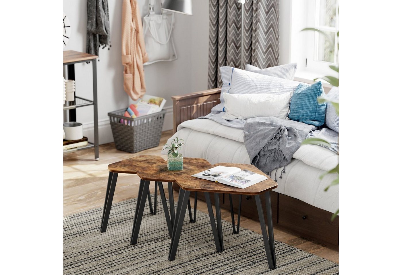 VASAGLE Beistelltisch 3er Set, Couchtisch, Satztische, Nachttisch, mit Metallbeinen, dekorativ, einfacher Aufbau, Industrie-Design – Bild 4 von 5