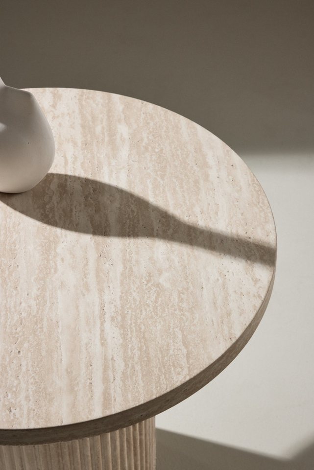 Venture Home Couchtisch Härön, runder Couchtisch in eleganter Travertinoptik, Ø 50 cm, Sofatisch, MDF, 3D-Papier, rund, weich geformt, einheitlich – Bild 4 von 5