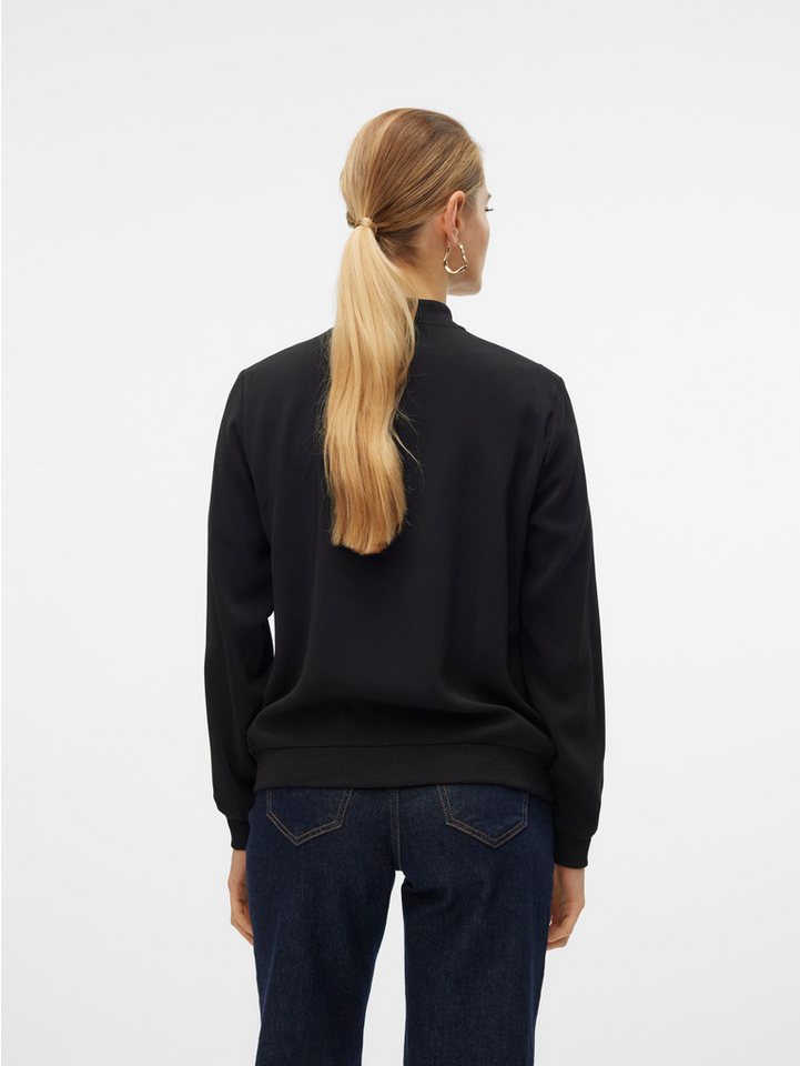 Vero Moda Kurzjacke VMCONNY, leichte Jacke für den Übergang seitliche Eingrifftaschen, Rippbündchen – Bild 4 von 5
