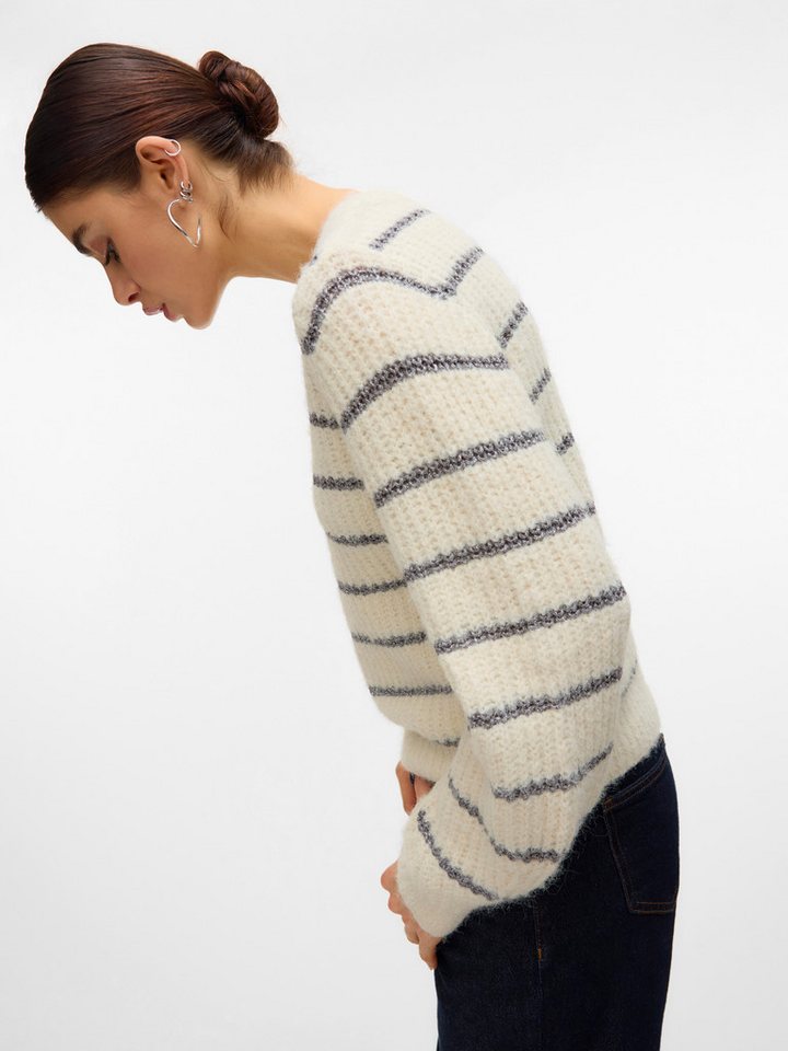 Vero Moda V-Ausschnitt-Pullover VMAWESOME SHINE LS V-NCK STRIPE PULL BOO mit Glitzer-Effekt – Bild 3 von 5