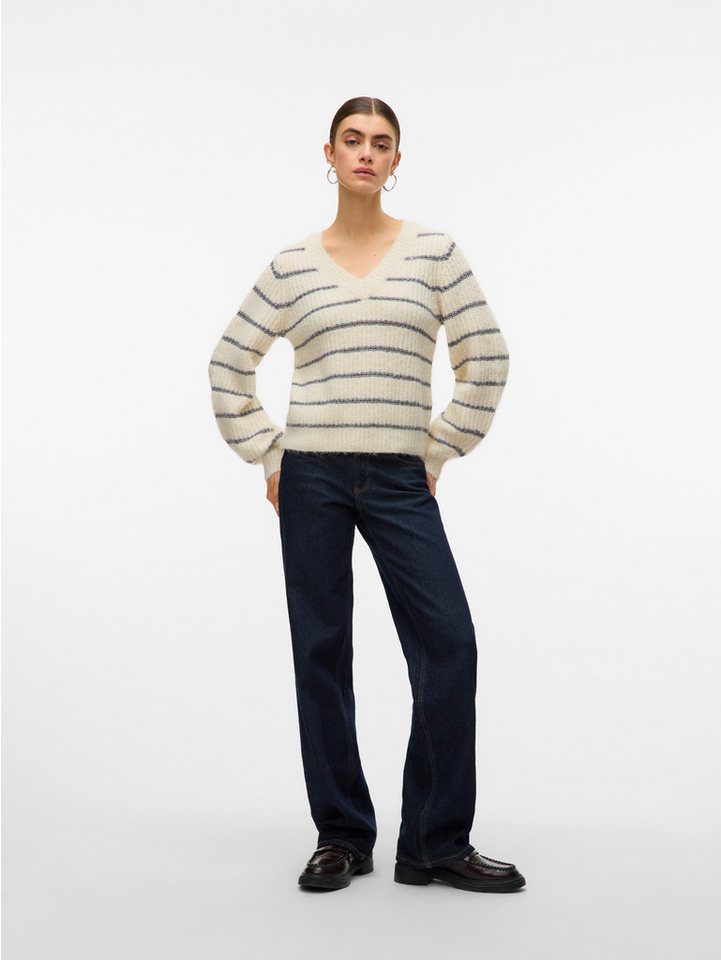 Vero Moda V-Ausschnitt-Pullover VMAWESOME SHINE LS V-NCK STRIPE PULL BOO mit Glitzer-Effekt – Bild 5 von 5