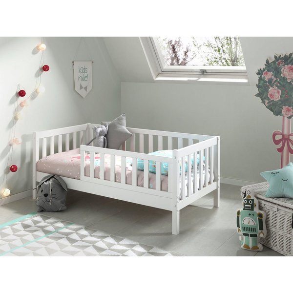 Vipack Kinderbett Junior, Kiefermassiv mit umlaufenden Sprossengitter und Rolllattenrost (B/H/T ca. 148x60x76cm, mit niedrigem Betteinstieg), wahlweise in 2 Far