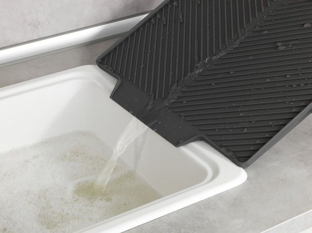 WENKO Abtropfmatte Modell Nelia, Trockenmatte für Geschirr & Besteck, spülmaschinengeeignet, Kunststoff – Bild 3 von 5