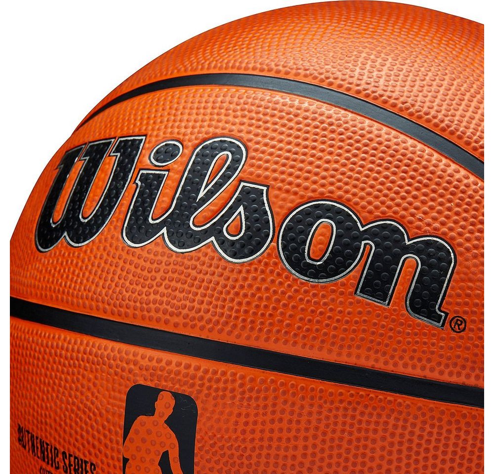 Wilson Basketball Basketball NBA Authentic Outdoor, Für Schulen, Vereine und Freizeitzentren zum Outdoor-Einsatz – Bild 3 von 3