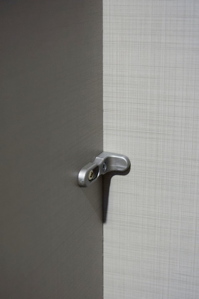 Wimex Kleiderschrank Mugano,in 5 Breiten,2 Höhen,2 Tiefen, viele Farben, Made in Germany (in Basic oder Premium Ausstattung) mit langen Griffen aus Metall, mit  – Bild 4 von 5