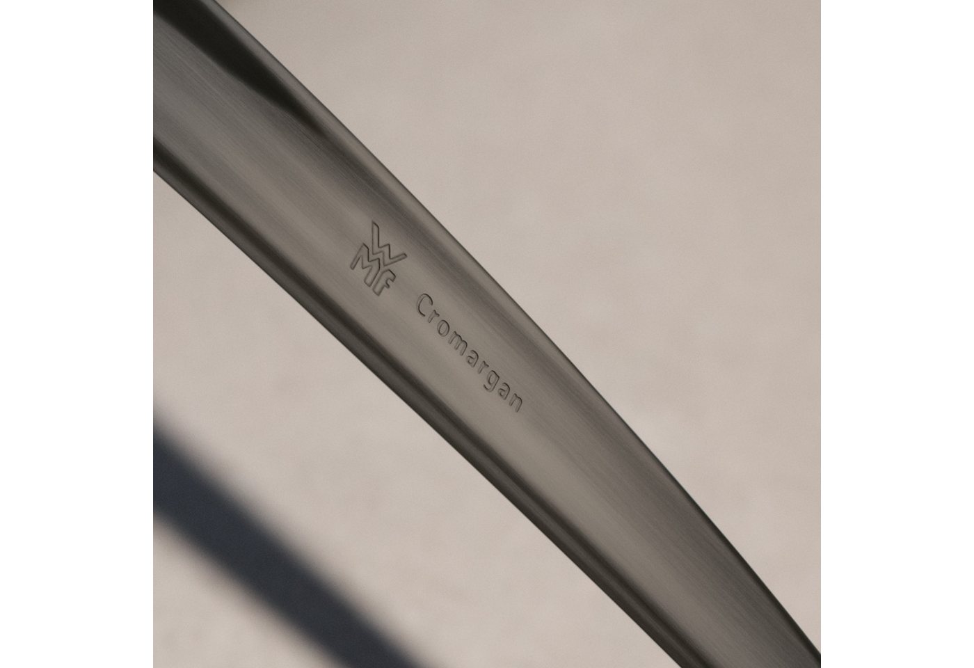 WMF Besteck-Set Boston in edler Optik, ergonomische Haptik, Messer mit Wellenschliff (24-tlg), 6 Personen, Cromargan® Edelstahl Rostfrei 18/10, optimale Schärfe – Bild 4 von 5