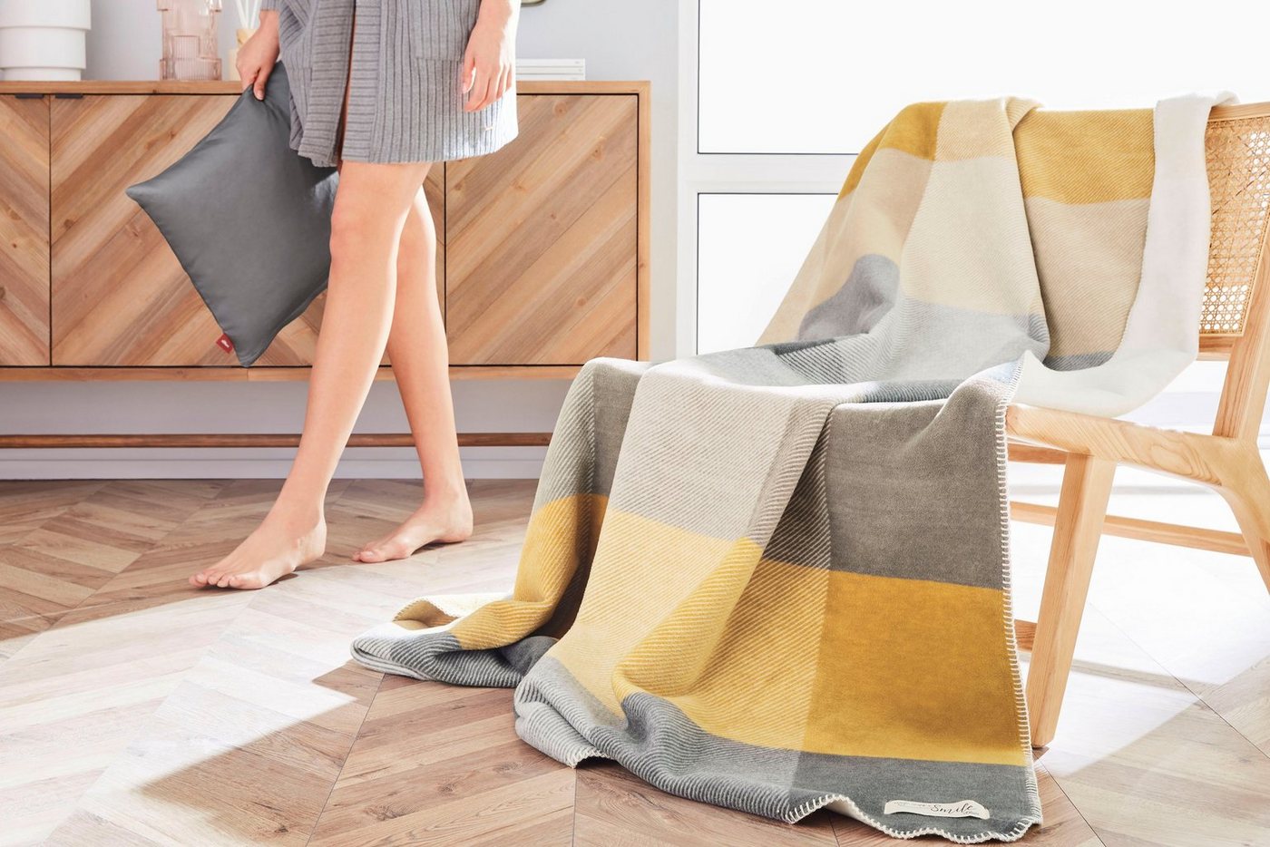 Wohndecke Jacquard Decke s.Oliver, s.Oliver, im Karo-Design, Kuscheldecke – Bild 2 von 5