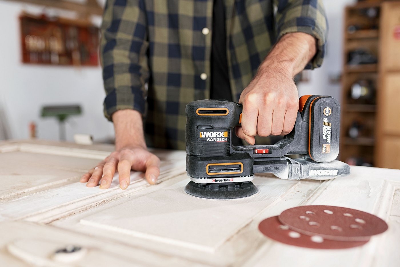 Worx Akku-Multischleifer WX820, 5-in-1 Funktionen, DustStop-Mikrofilter, inkl. Akku & Ladegerät – Bild 5 von 5
