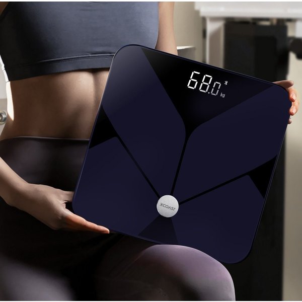 XCOAST Körper-Analyse-Waage WELLISCALE, Diagnosewaage bis 200KG max. Gewicht, kompatibel mit iOS und Android, Körperanalyse Waage mit Bluetooth Anbindung an Han