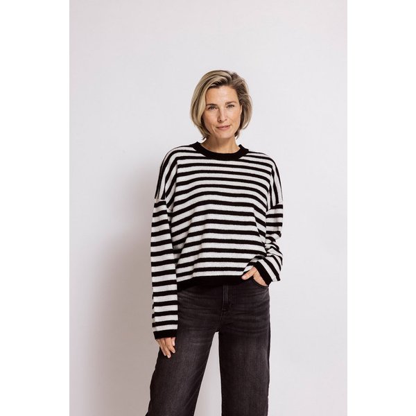 Zhrill Wollpullover TANSY Ringel in Ringeloptik, Casual Passform
