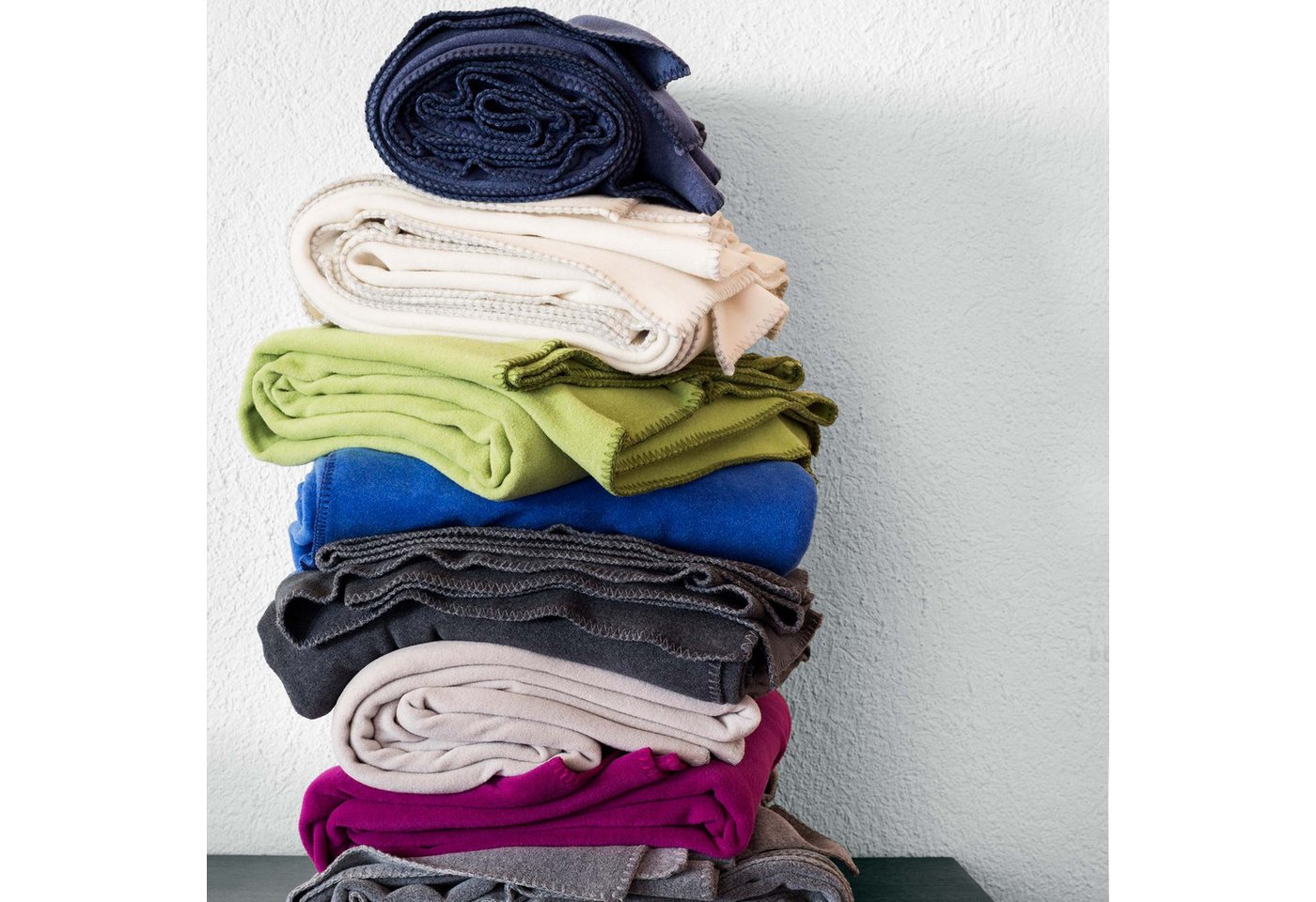 Wohndecke Soft-Fleece, ZOEPPRITZ1828, unverwechselbarem Cashmere Handfeel, made in Italy, PREMIUM – Bild 2 von 2