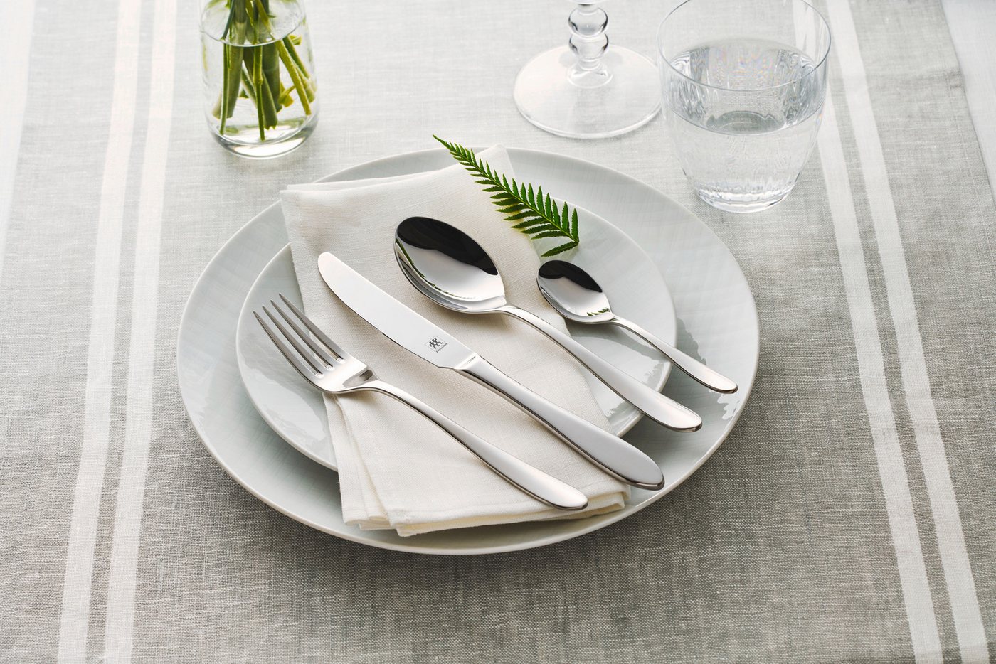 Zwilling Besteck-Set STYLE (30-tlg), 6 Personen, Edelstahl 18/10, rostfreier Edelstahl 18/10, poliert, spülmaschinengeeignet – Bild 2 von 5