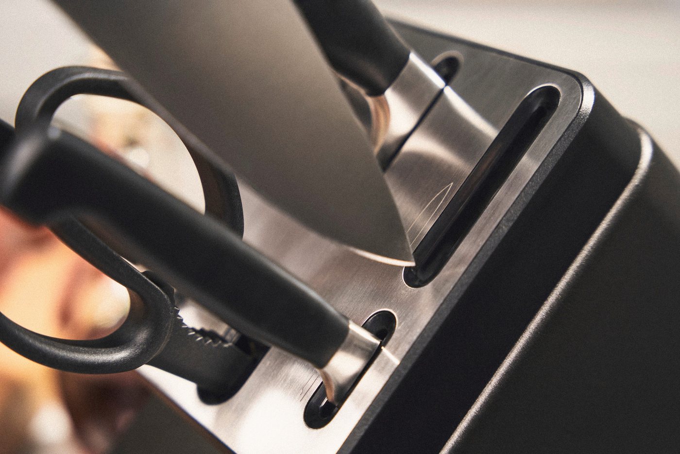 Zwilling Messerblock **** VIER STERNE (7tlg), Made in Germany, selbstschärfender Messerblock, Sonderschmelze – Bild 4 von 5
