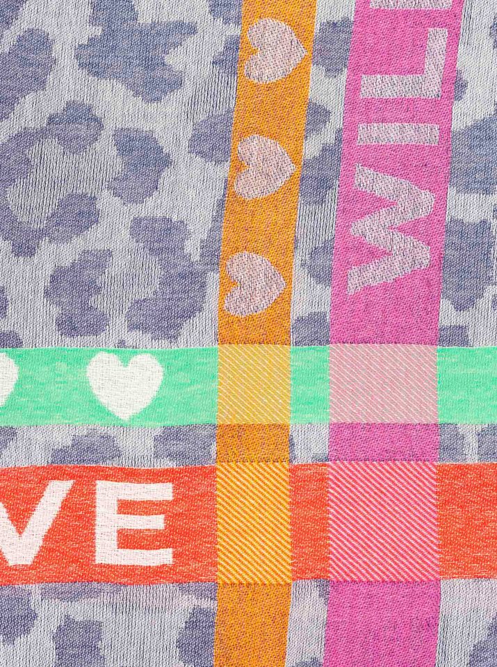 Zwillingsherz Schal "Wild Love", trendiger Schal mit Herzen und Schriftzug – Bild 3 von 3