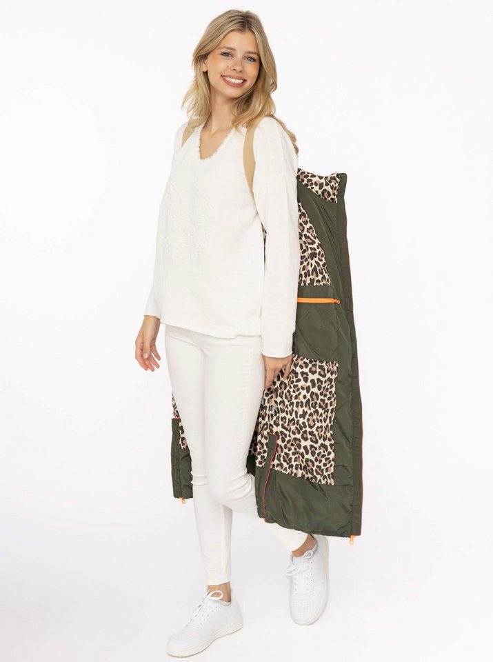 Zwillingsherz Steppmantel „Leo Kapuze“ Kapuze mit Leofutter, Reißverschluss, Taschen, elastische Bündchen – Bild 3 von 5