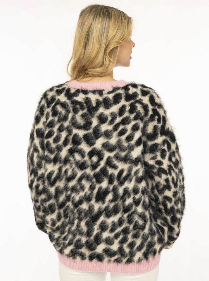 Zwillingsherz Strickpullover "Fluffy Leo" Rundhals, Leopardmuster, pinke Bündchen, oversize, Strick – Bild 2 von 5
