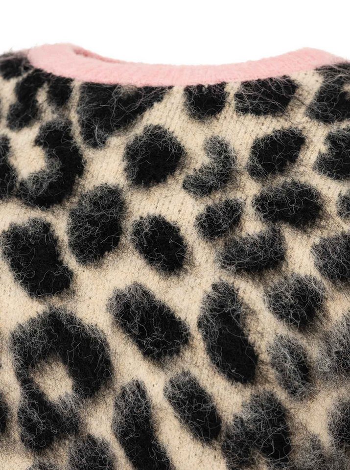 Zwillingsherz Strickpullover "Fluffy Leo" Rundhals, Leopardmuster, pinke Bündchen, oversize, Strick – Bild 5 von 5