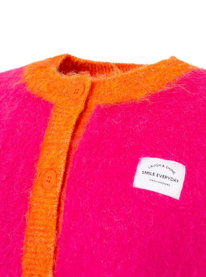 Zwillingsherz Strickweste "ZH Patch" farbige Kanten, Logopatch, mit Knöpfen, Rundhals – Bild 5 von 5